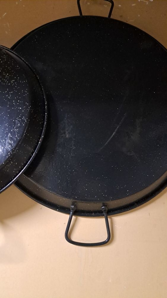 Lots de po�le � paella 25 Miramas (13)