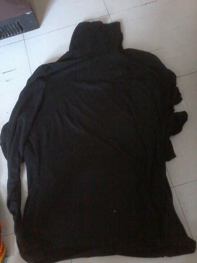 Lots de 2 sous pull  marque  cama�eu ou unit� 5e 10 Tourcoing (59)