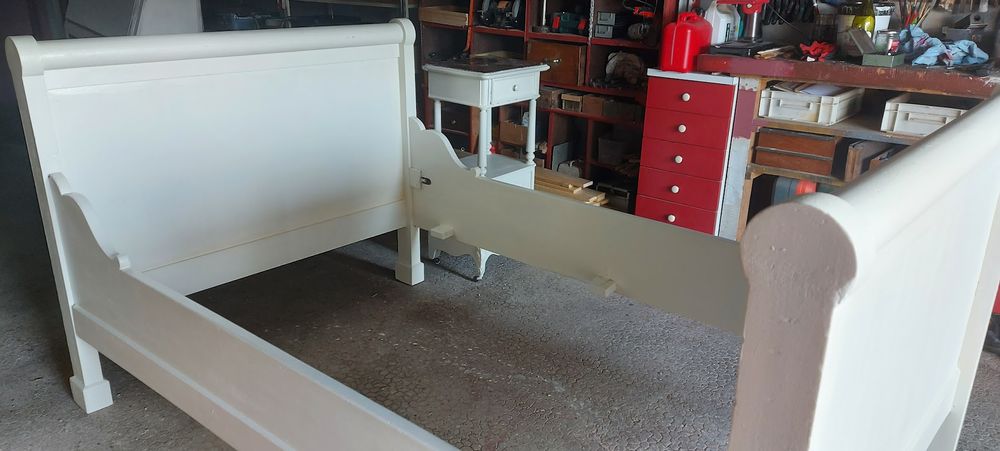 Lit louis Philippe milieu peint en blanc 200 Taluyers (69)