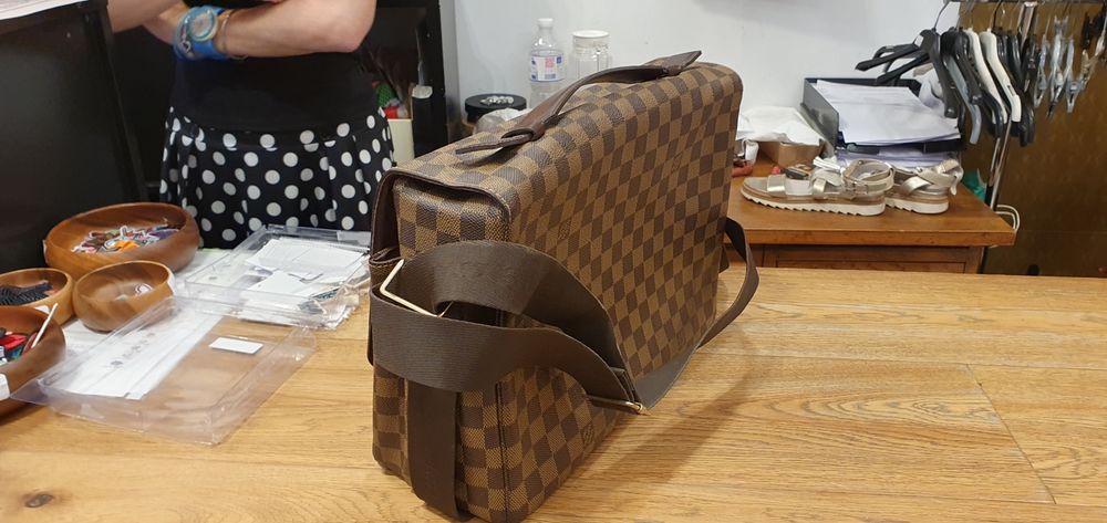 Sac Louis Vuitton num�rot�. 650 Narbonne (11)