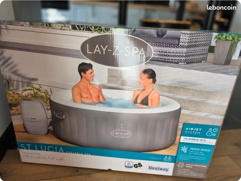 Lay-Z-Spa St Lucia 300 Tr�lissac (24)