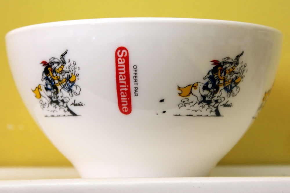 LUCKY LUKE Bol arcopal Offert par la SAMARITAINE 1984 20 Issy-les-Moulineaux (92)