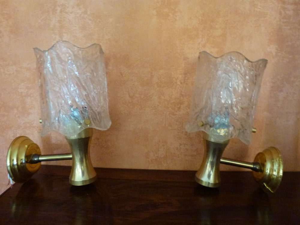 Luminaire : 2 appliques murales 15 Limoges (87)