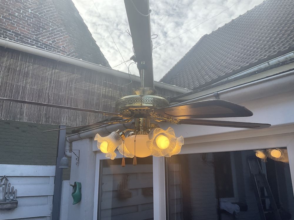 Luminaire avec ventilateur 80 Saint-Amand-les-Eaux (59)