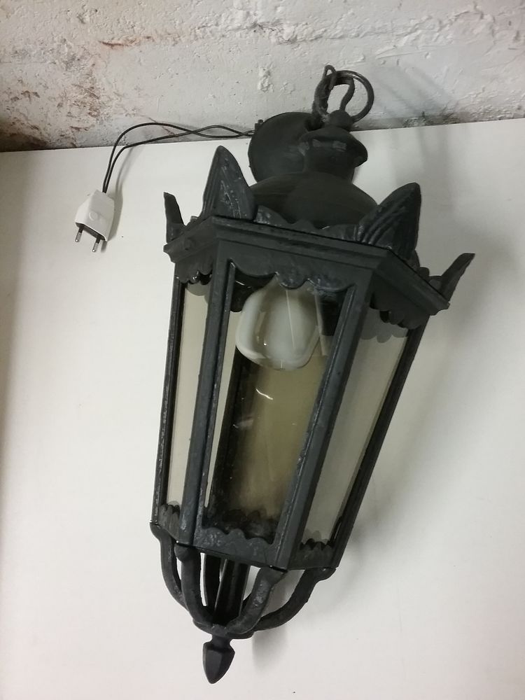 Luminaire ext�rieur a suspendre 25 Louvres (95)