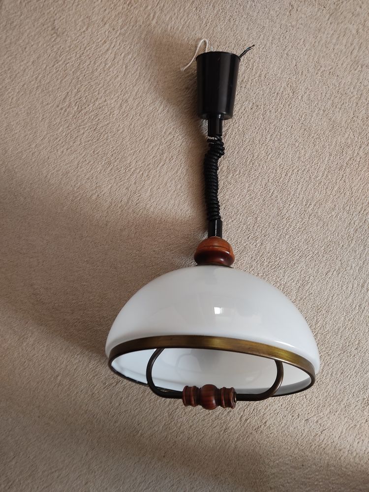 LUMINAIRE MONTE ET BAISSE POUR CUISINE 25 Malissard (26)