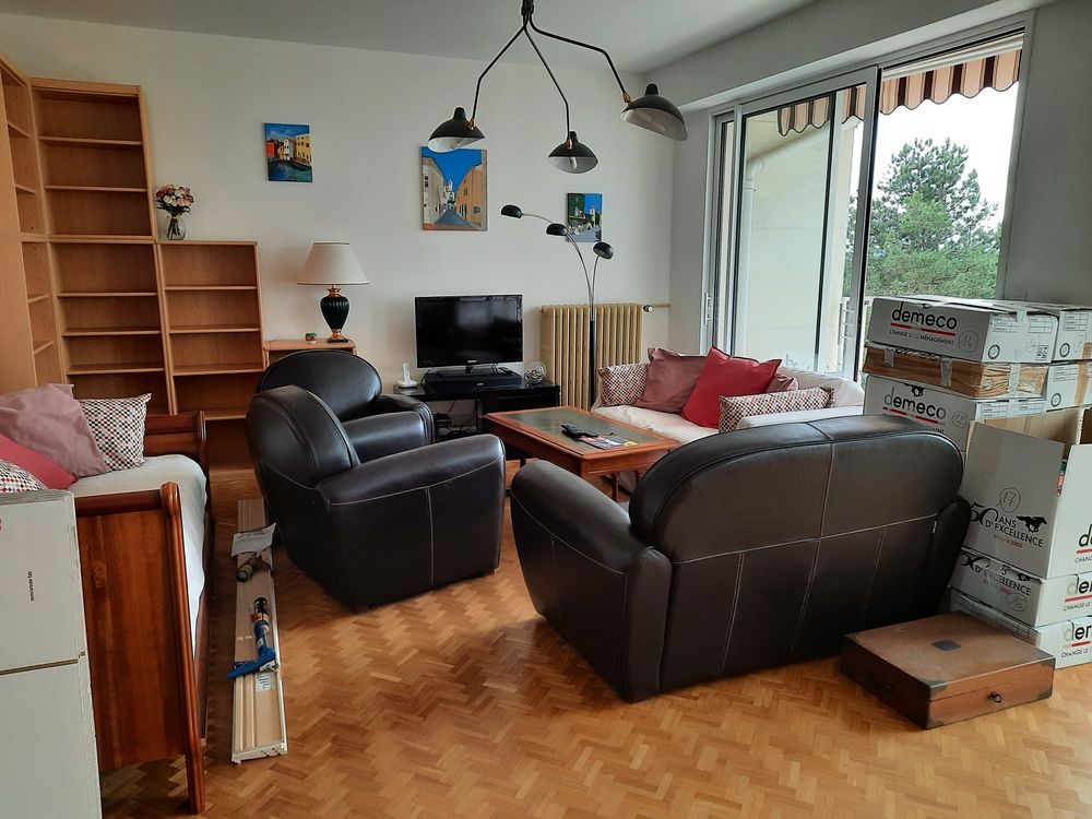 Luminaire ? Plafonnier industriel d�port� 180 Avrill� (49)