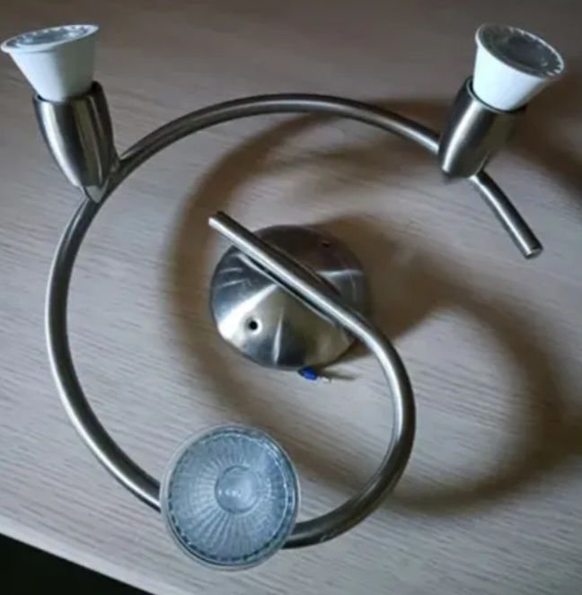 Luminaire plafonnier 25 Saint-Aun�s (34)