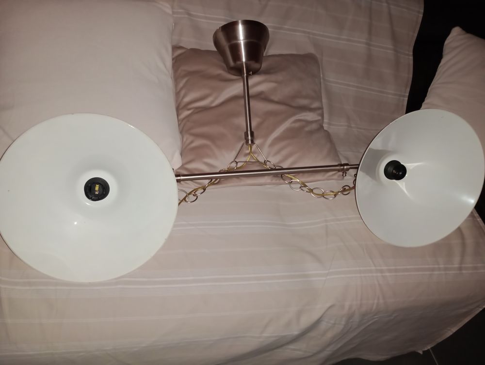 Luminaire salon ou salle de billard 40 Le Taillan-M�doc (33)