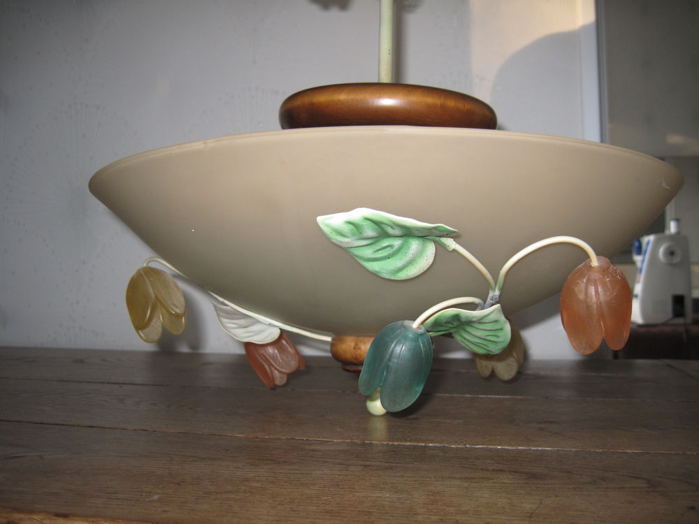 Luminaire 3 Beaubourg (77)