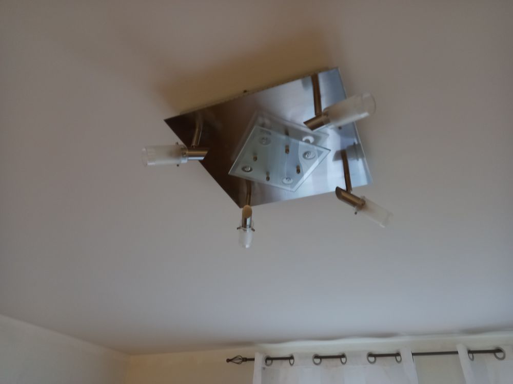 LUMINAIRE 40 Saint-Gilles (35)