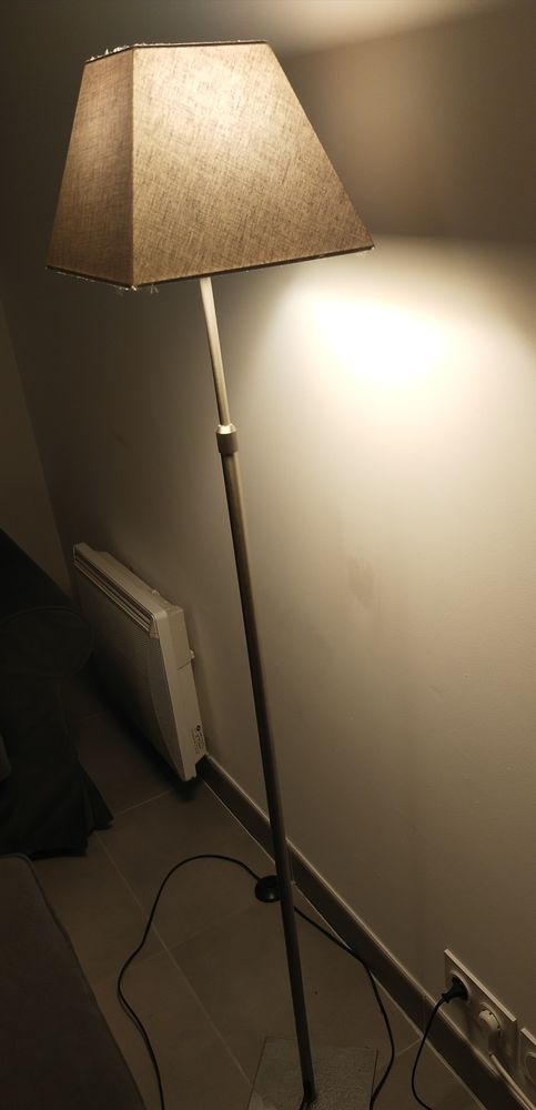 Luminaire 8 La Roche-sur-Yon (85)