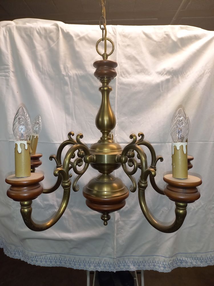 Lot de 2 luminaires en bronze 50 Saint-Montan (07)