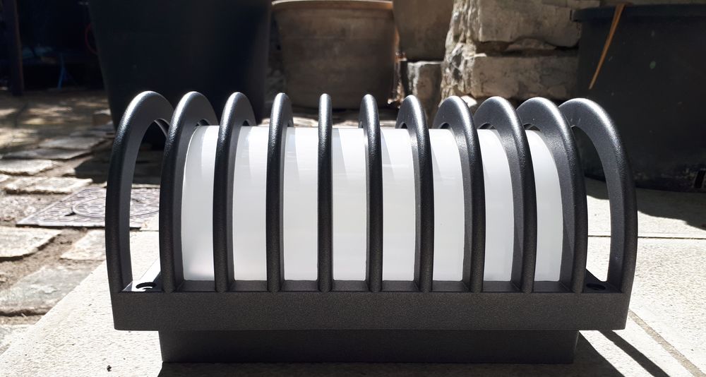 Lot de 3 luminaires en ext�rieur 120 �guilles (13)