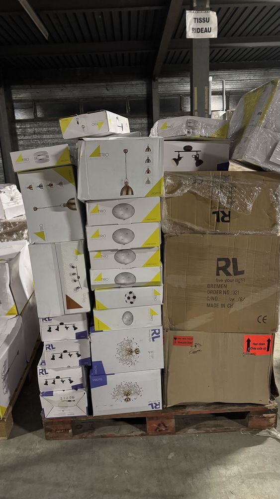 lot de luminaires 9000 Paris 1 (75)