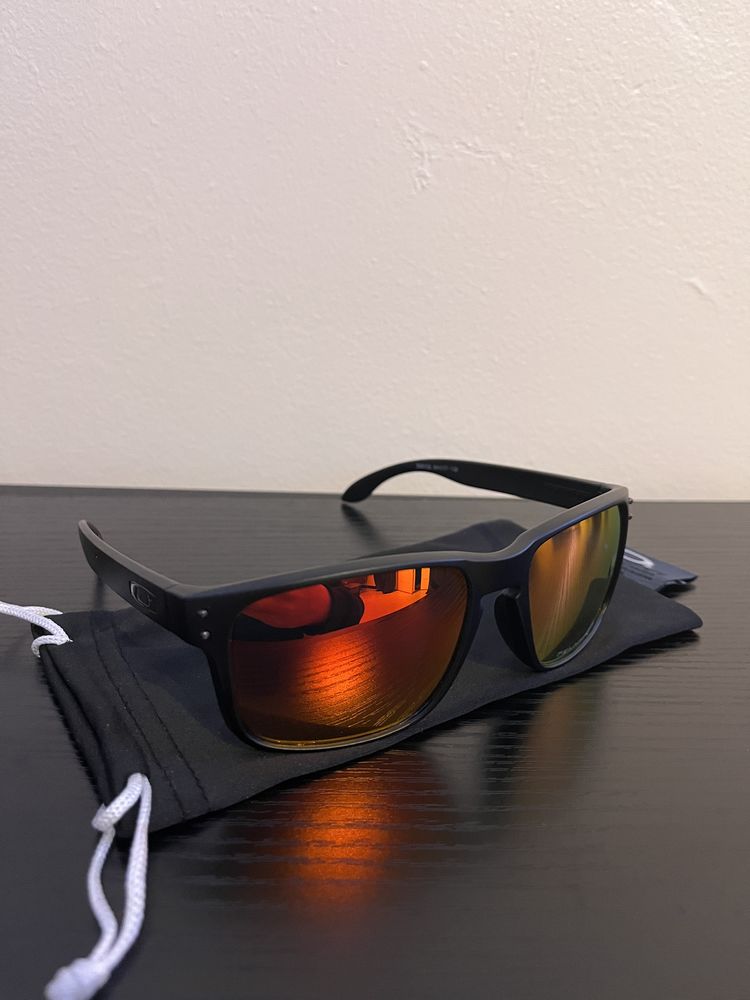 Lunette Oakley Holbrook 20 Bagnols-sur-C�ze (30)