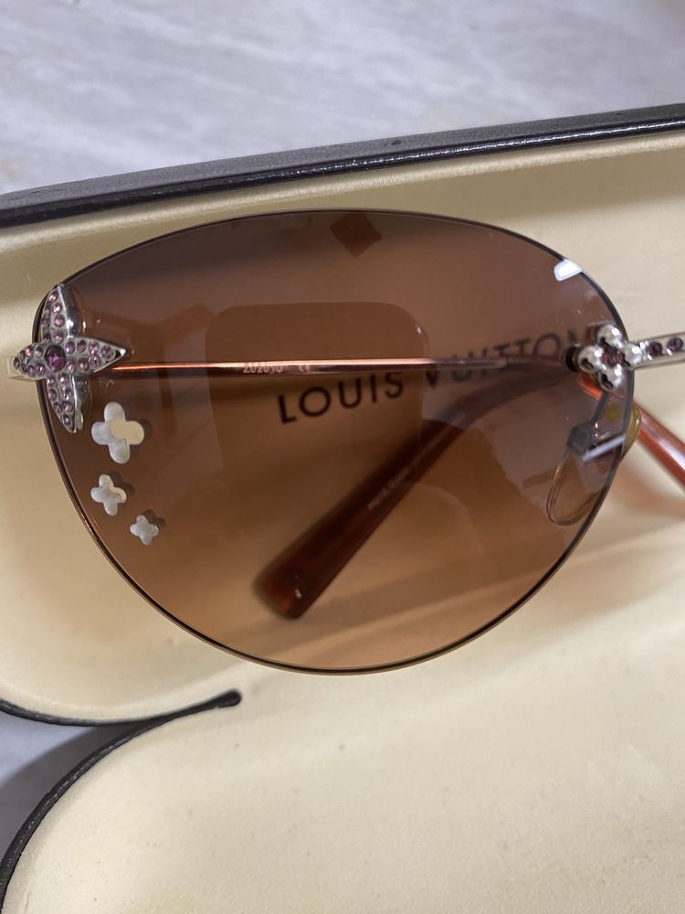 LUNETTE DE SOLEIL FEMME 130 Biot (06)