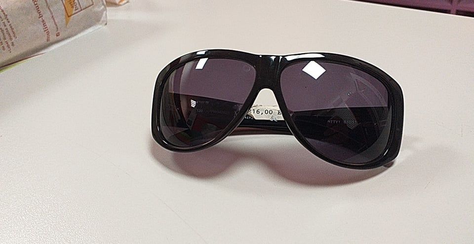 Lunette de soleil Maxmara 75 Clichy (92)