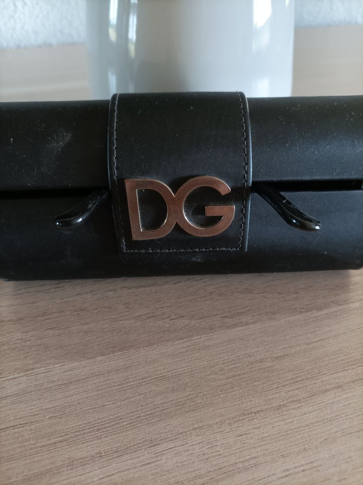 Lunette de soleil DG 30 Avignon (84)