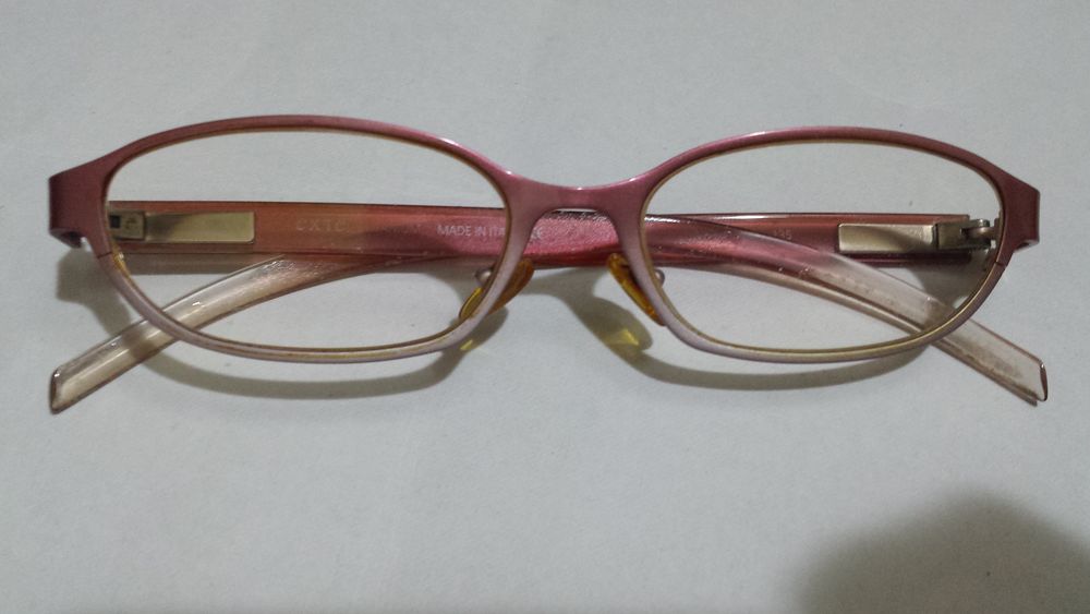 Lunettes de vue EXTE - 1 degr� et anti-reflet 100 Paris 17 (75)