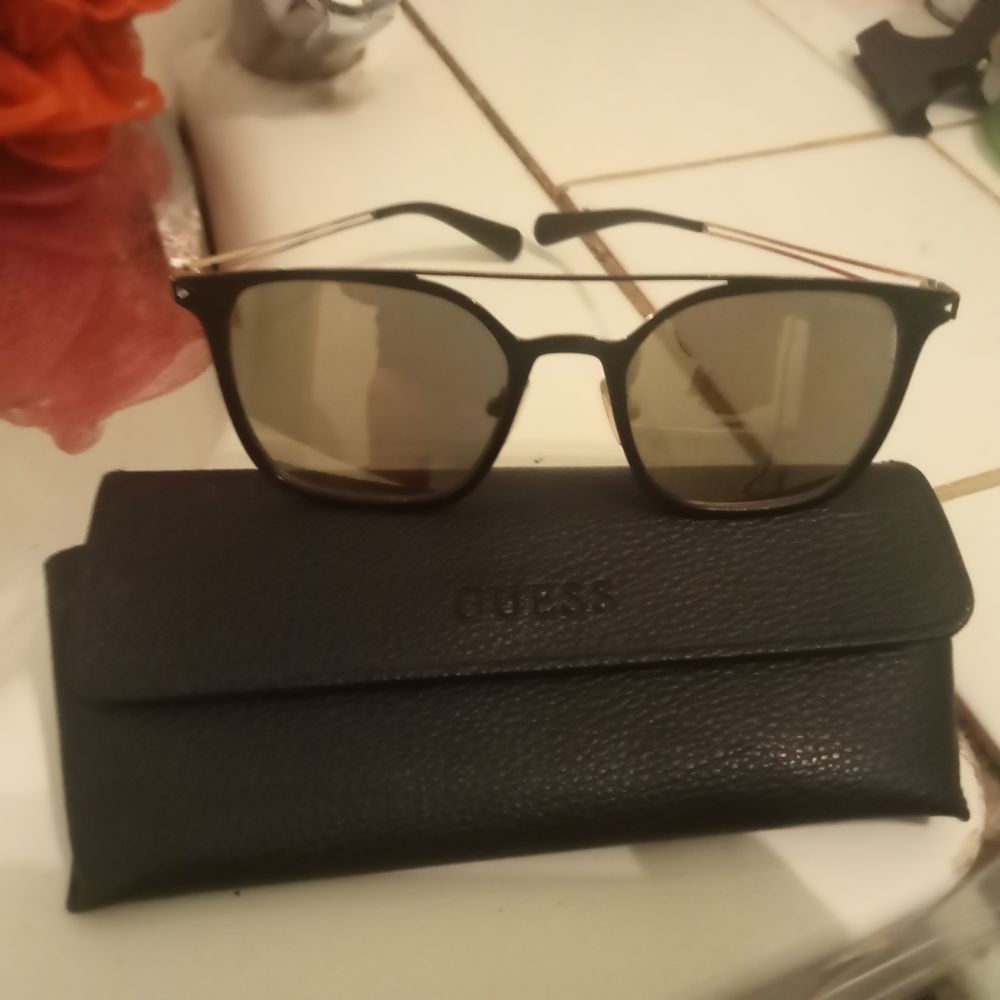 Lunettes GUESS 70 Marseille 1 (13)