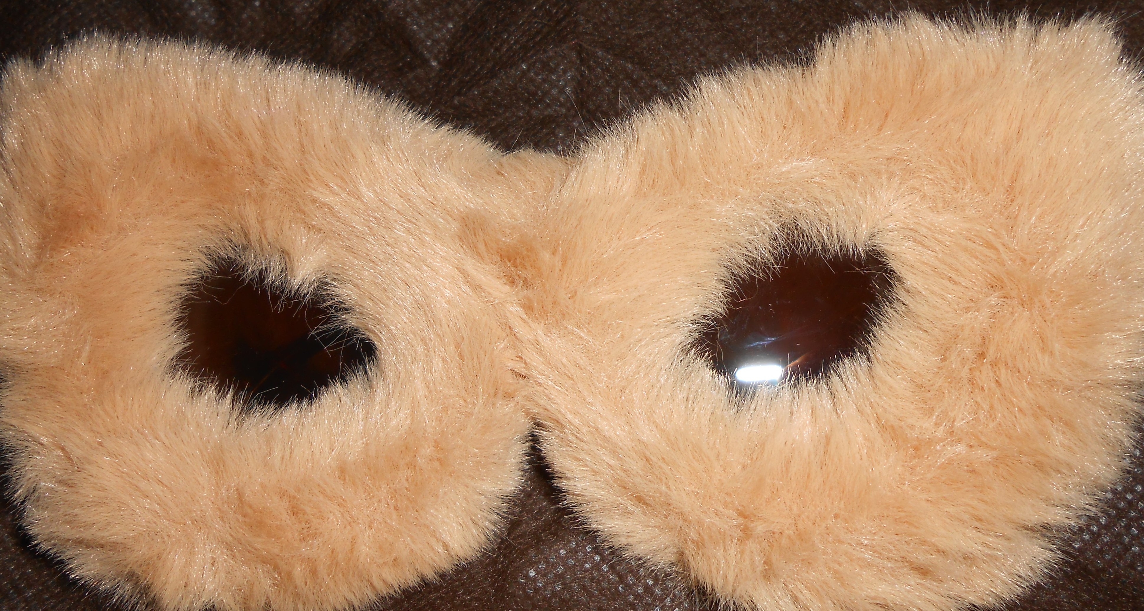 lunettes solaire en fausse fourrure prototype �tat neuf 105 Aumale (76)