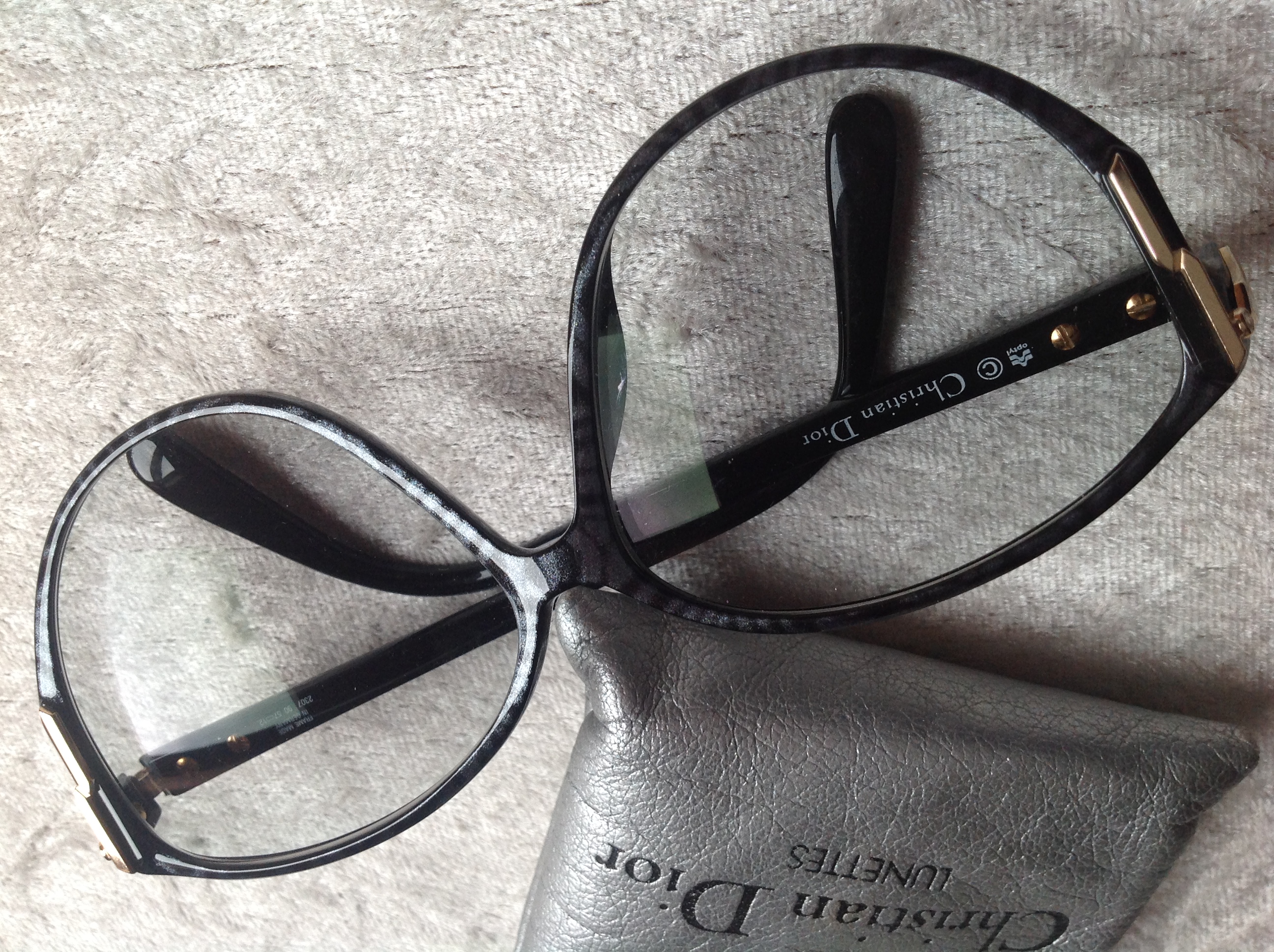 LUNETTES DE SOLEIL DE COLLECTION CHRISTIAN DIOR Envoi Possib 120 Tr�gunc (29)