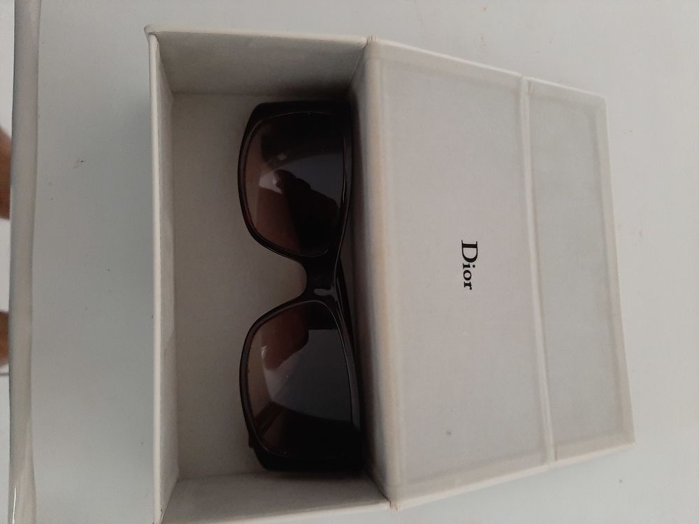 Lunettes de soleil Dior 80 Miramas (13)