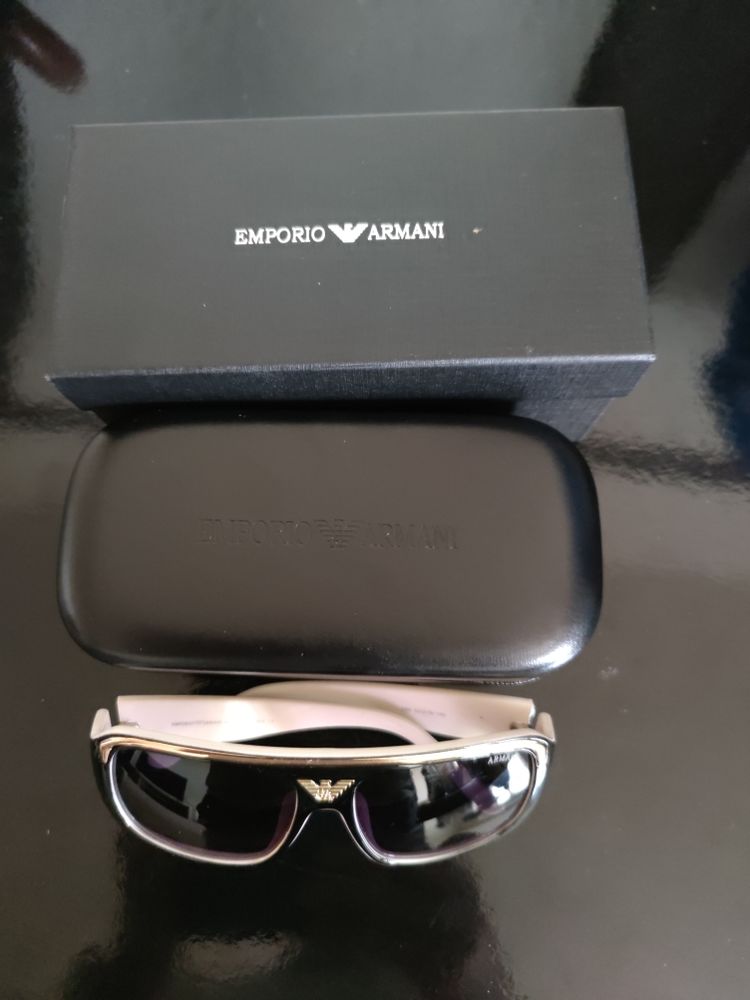 lunettes de soleil emporio armani mixte noire et blanche 60 Gisors (27)