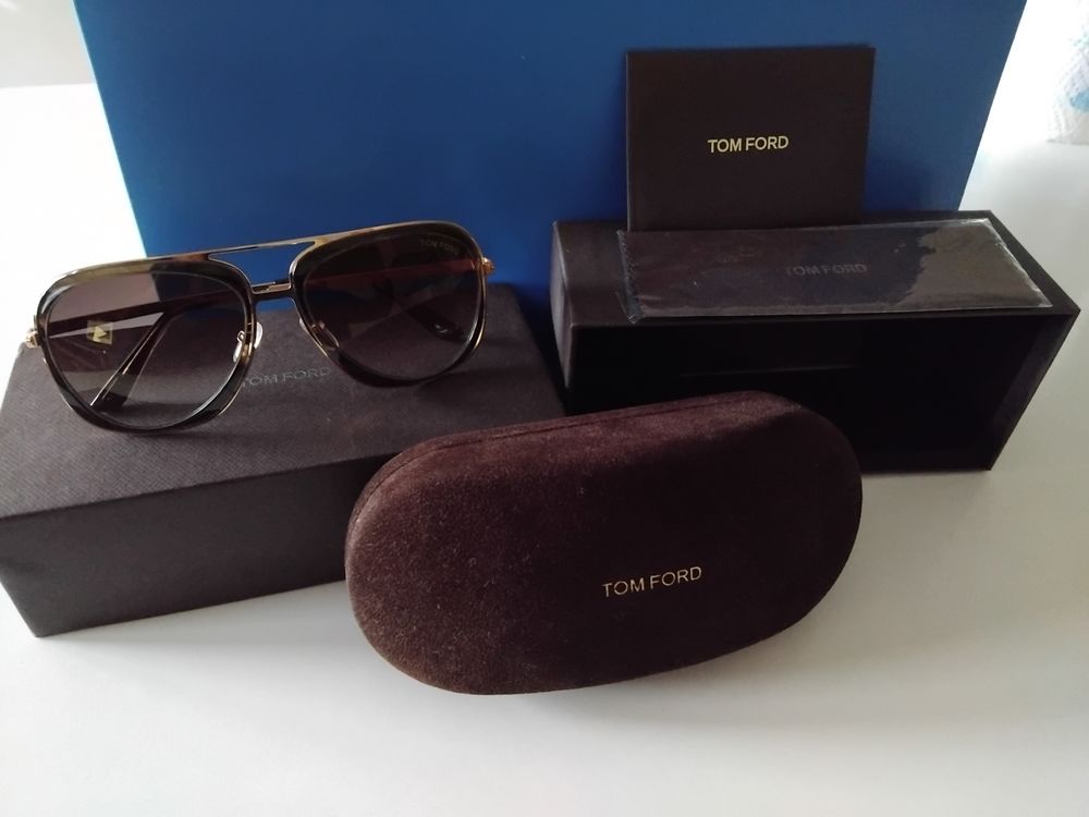 Lunettes de soleil homme TOM FORD 140 Laneuveville-aux-Bois (54)