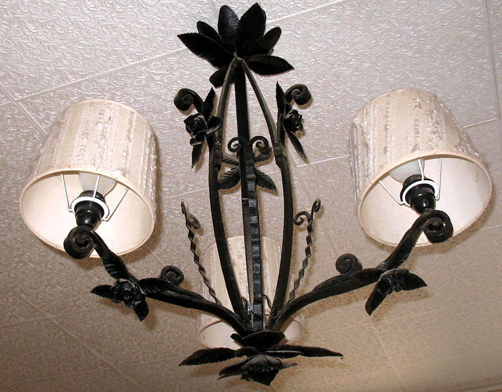 Lustre 3 branches fer forg� 70 Blanzy (71)
