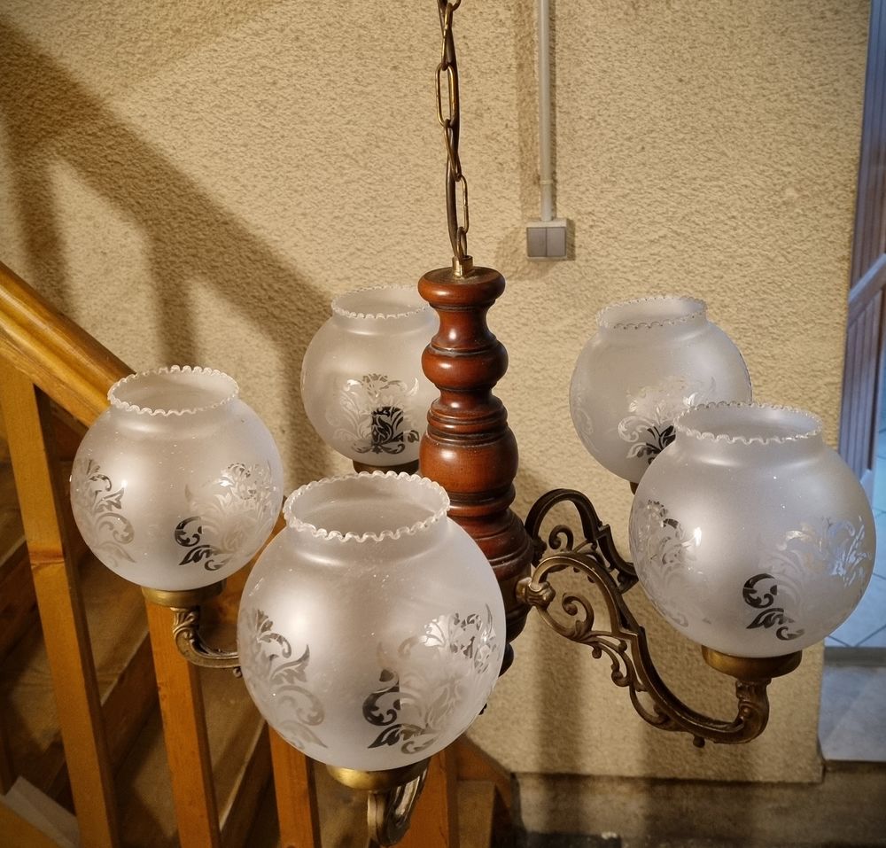 1 LUSTRE 5 BRANCHES TRES BON ETAT 12 Ludon-M�doc (33)