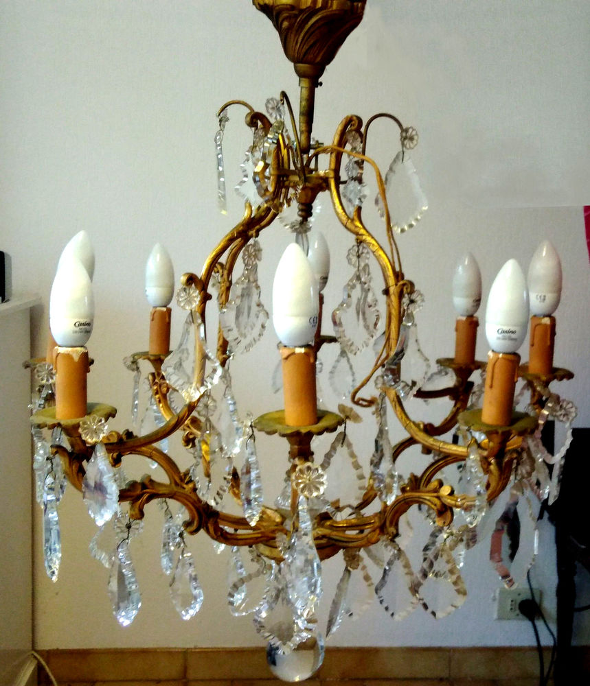 Lustre bronze dor� 8 feux pampilles style Louis XV 100 Dammarie-les-Lys (77)
