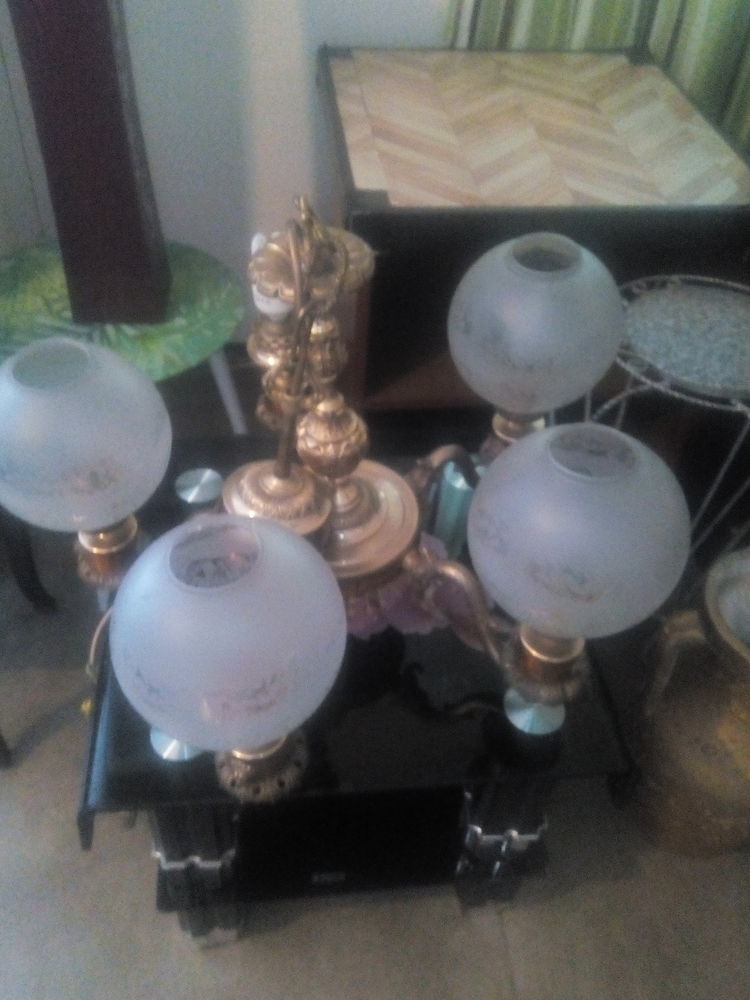 Lustre en bronze massif 35 Montceau-les-Mines (71)
