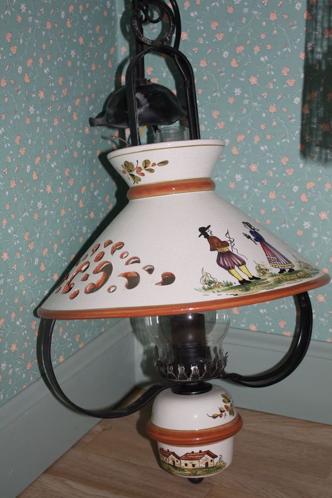 Lustre c�ramique d�cor breton 10 Le Theil-de-Bretagne (35)