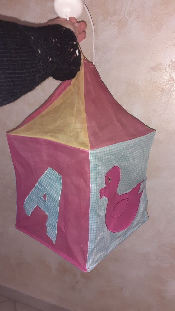 lustre chambre enfant 3 Montcarra (38)