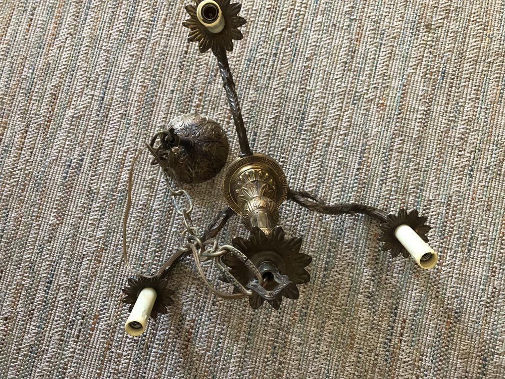 Lustre chandelier 3 ampoules style Louis XVI 50 Grenoble (38)