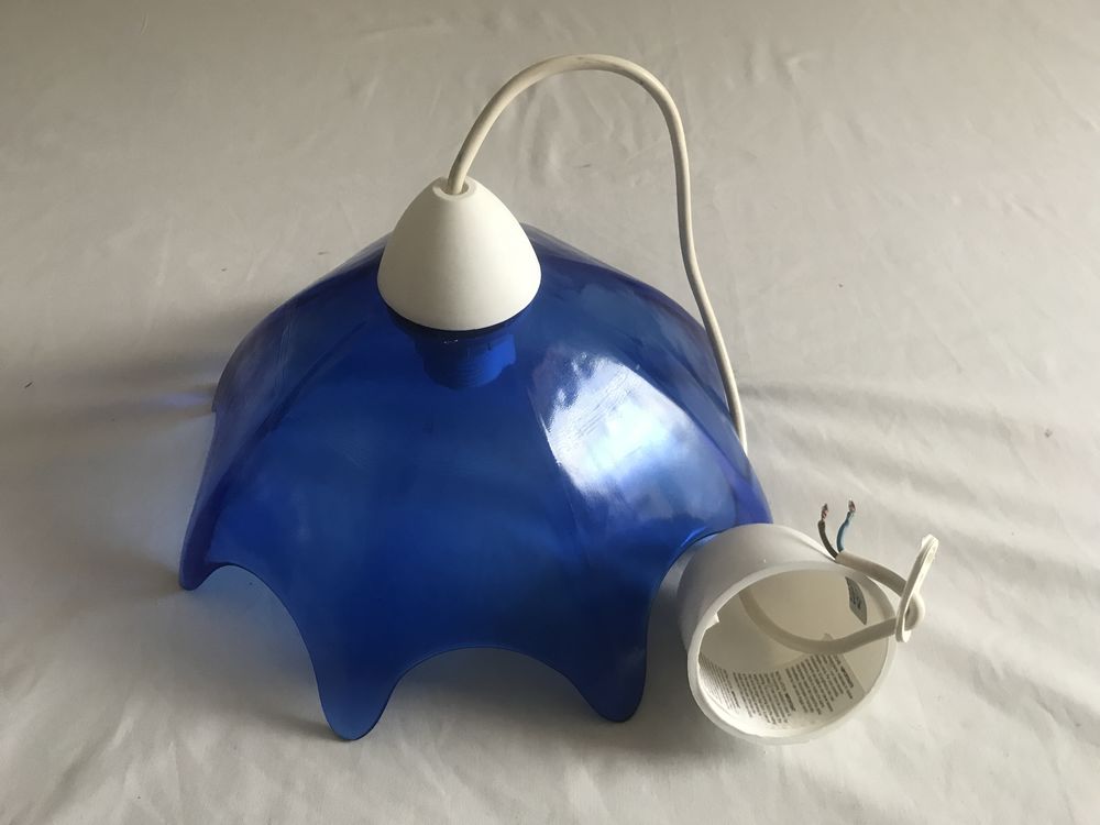 Lustre cloche en verre bleu 10 Agde (34)