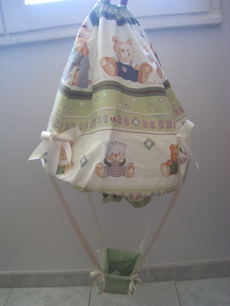 Lustre enfant + rideau assortie 15 Martigues (13)