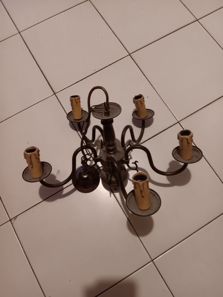 Lustre �tain 5 branches. 10 Saint-Priest (69)