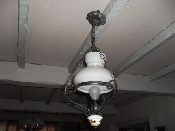 lustre fer forge vieilli,abat jour porcelaine blanc 30 Brassac (81)