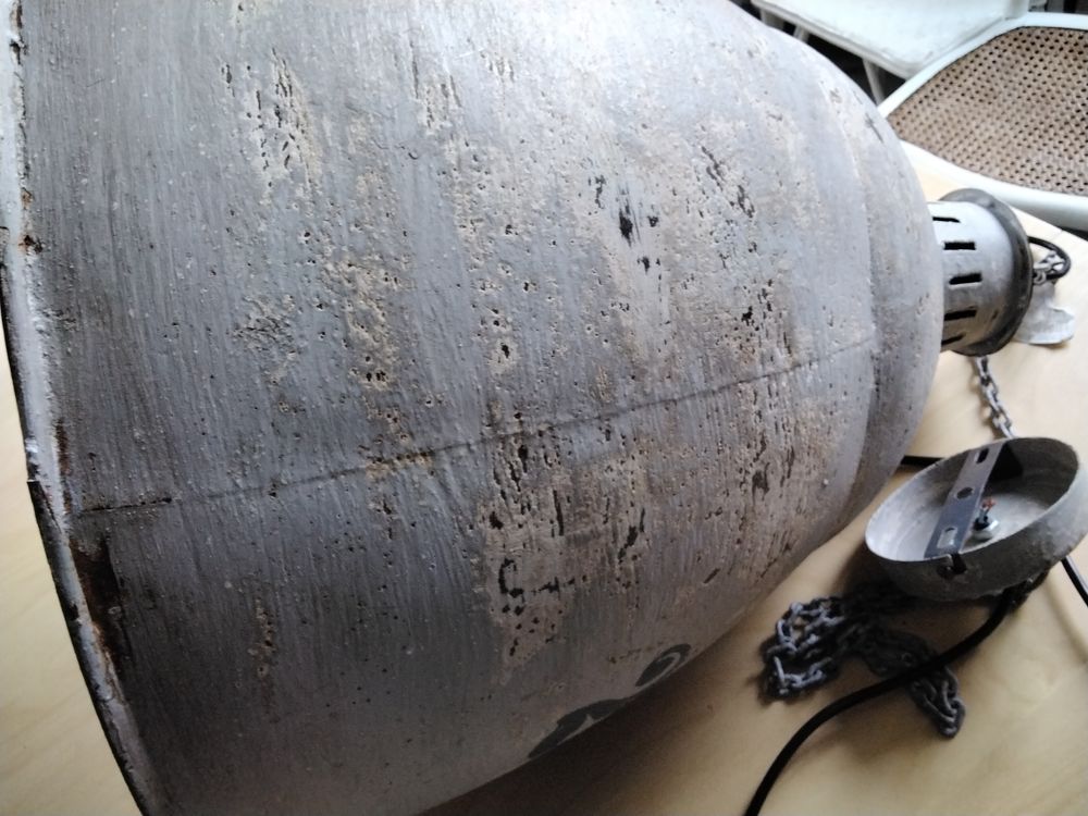 Lustre industriels 150 Solesmes (59)