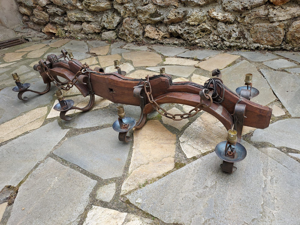 Lustre en joug de boeuf 45 Morainvilliers (78)