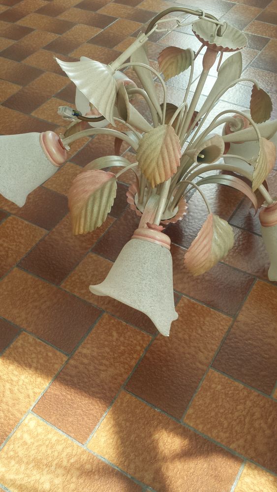 Lustre luminaire m�tal et verre (style tulipes) TBG 40 Talais (33)