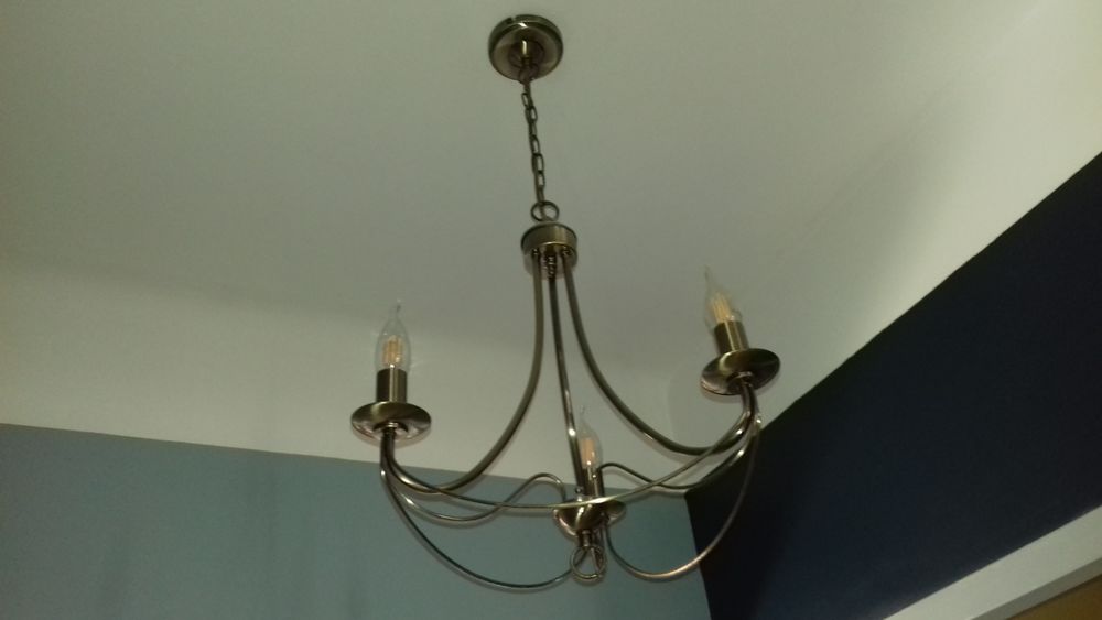 Lustre m�tal 3 lampes flammes LED 50 L'Isle-sur-la-Sorgue (84)
