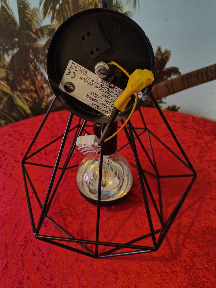 Lustre m�tal noir 30 Sotteville-l�s-Rouen (76)