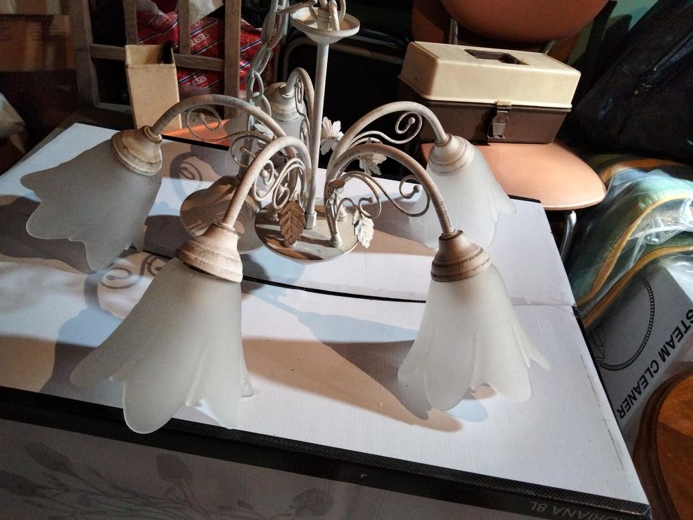 lustre neuf 20 Laon (02)