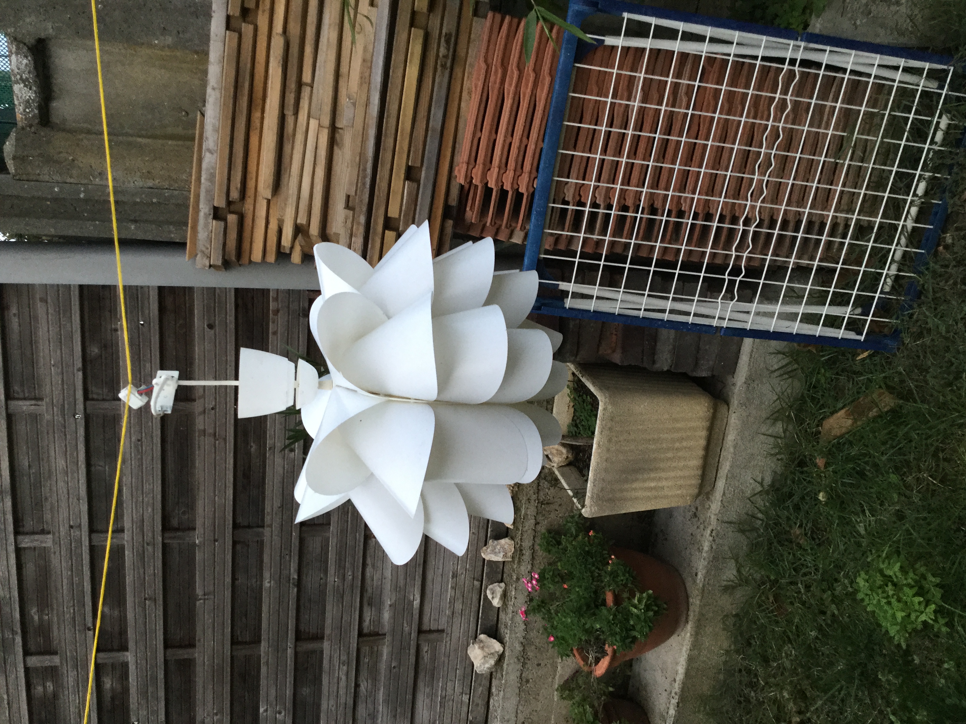 Lustre en polypropyl�ne 28 Toulouse (31)