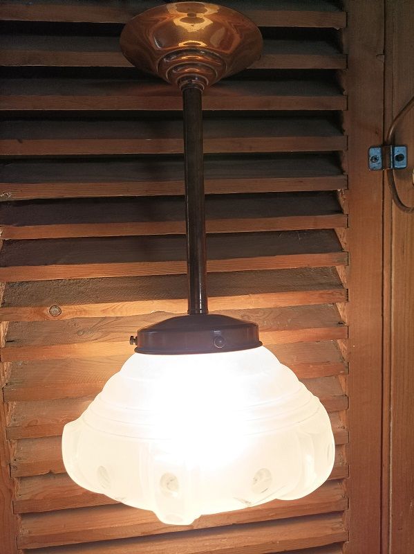 Lustre suspension support cuivre globe art d�co verre d�poli 65 Ploubazlanec (22)