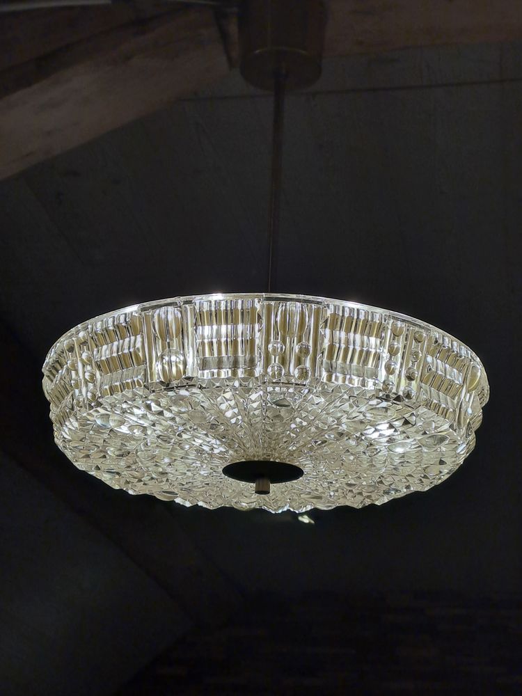 Lustre vintage en laiton et cristal par Carl Fagerlund. 150 Annecy (74)